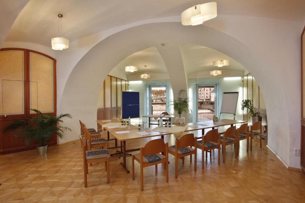 Hotel-Restaurant Minichmayr Steyr Bagian luar foto