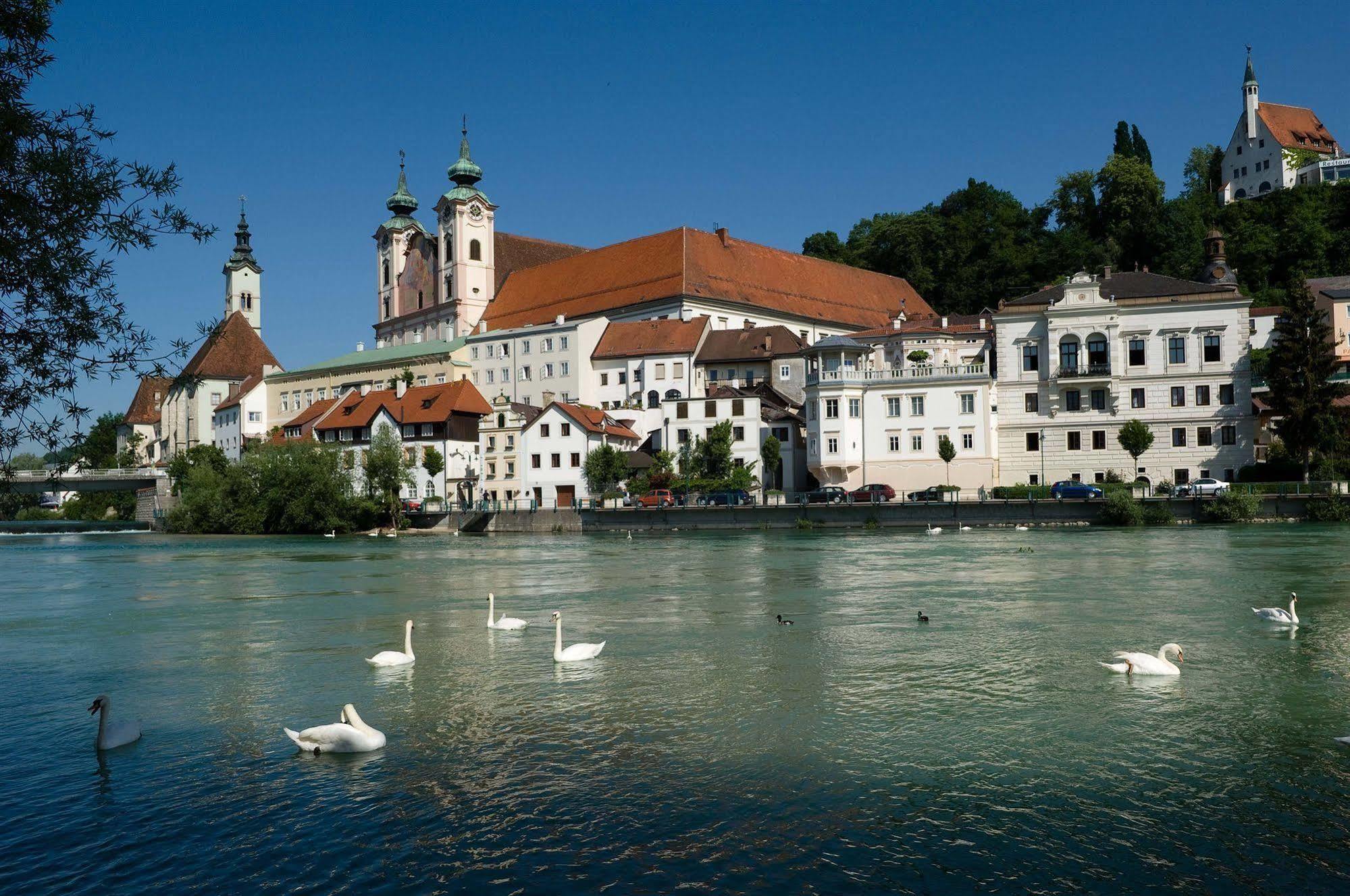 Hotel-Restaurant Minichmayr Steyr Bagian luar foto