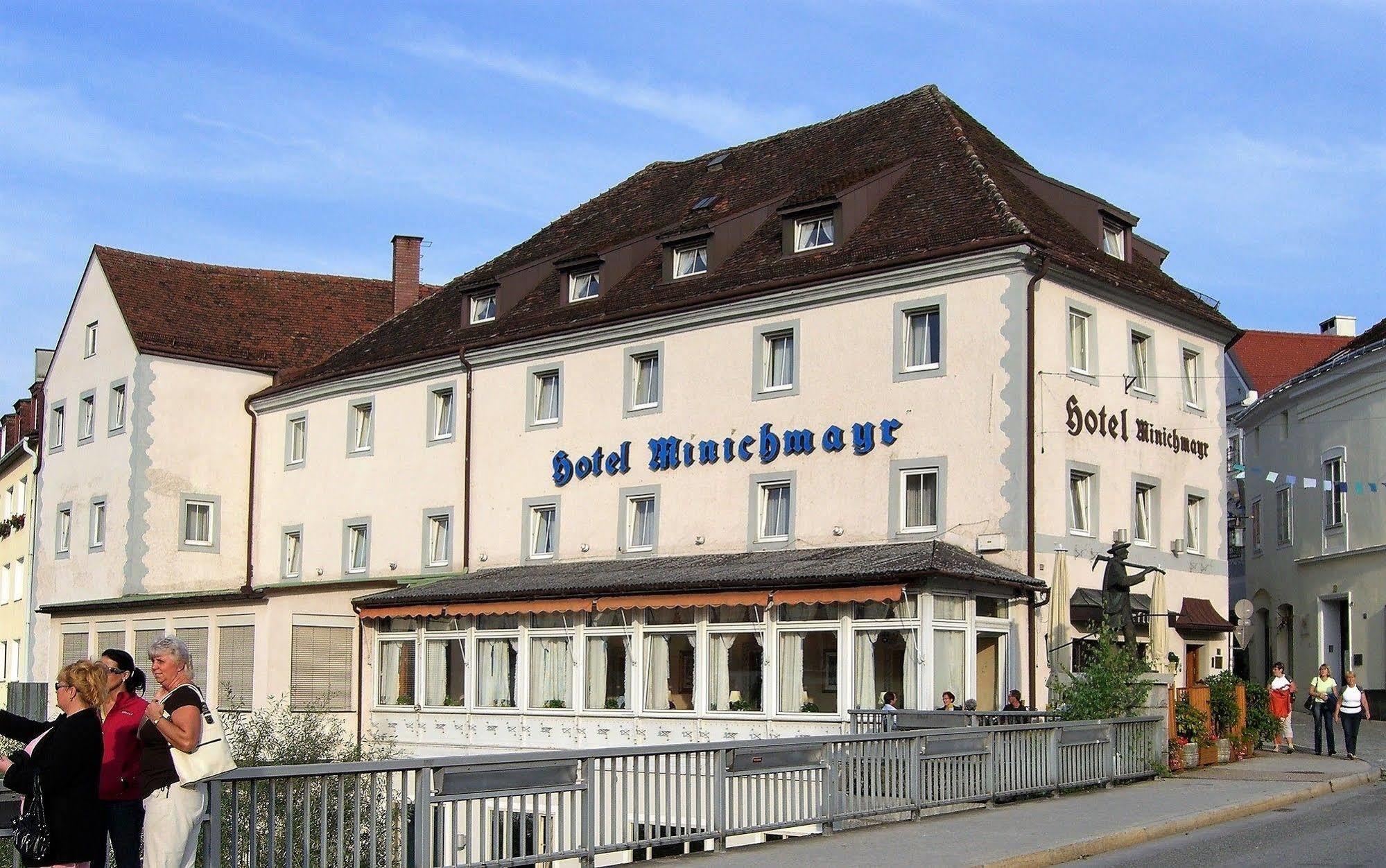 Hotel-Restaurant Minichmayr Steyr Bagian luar foto