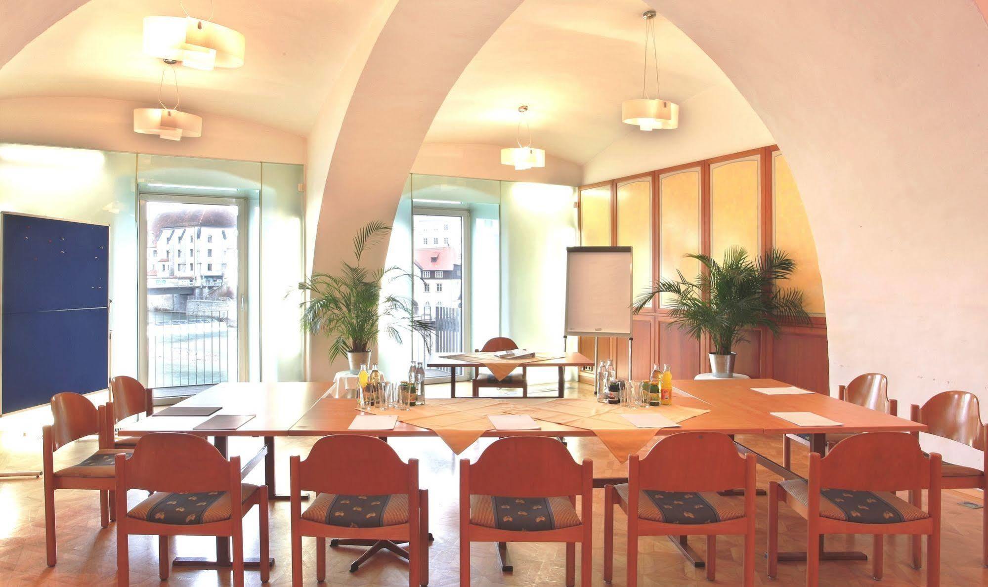 Hotel-Restaurant Minichmayr Steyr Bagian luar foto